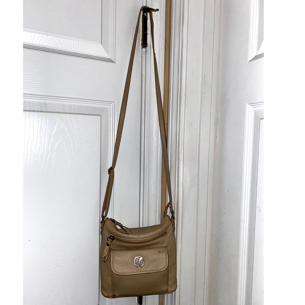 Crossbody purse